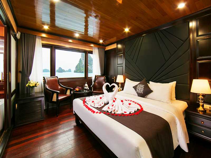 Imperial Suite - 2 Pax/ Cabin (Location: 2nd Deck - Jacuzzi in suite)