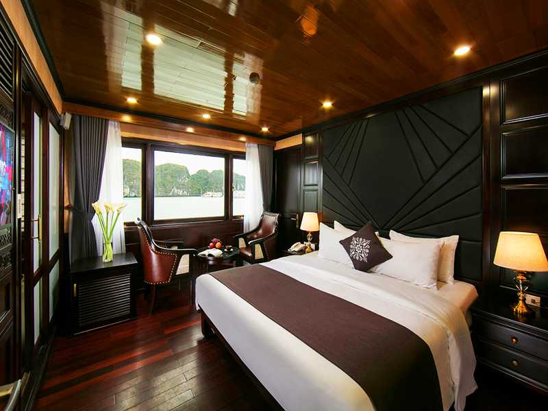 Imperial Suite - 3 Pax/ Cabin (Location: 2nd Deck - Jacuzzi in suite)